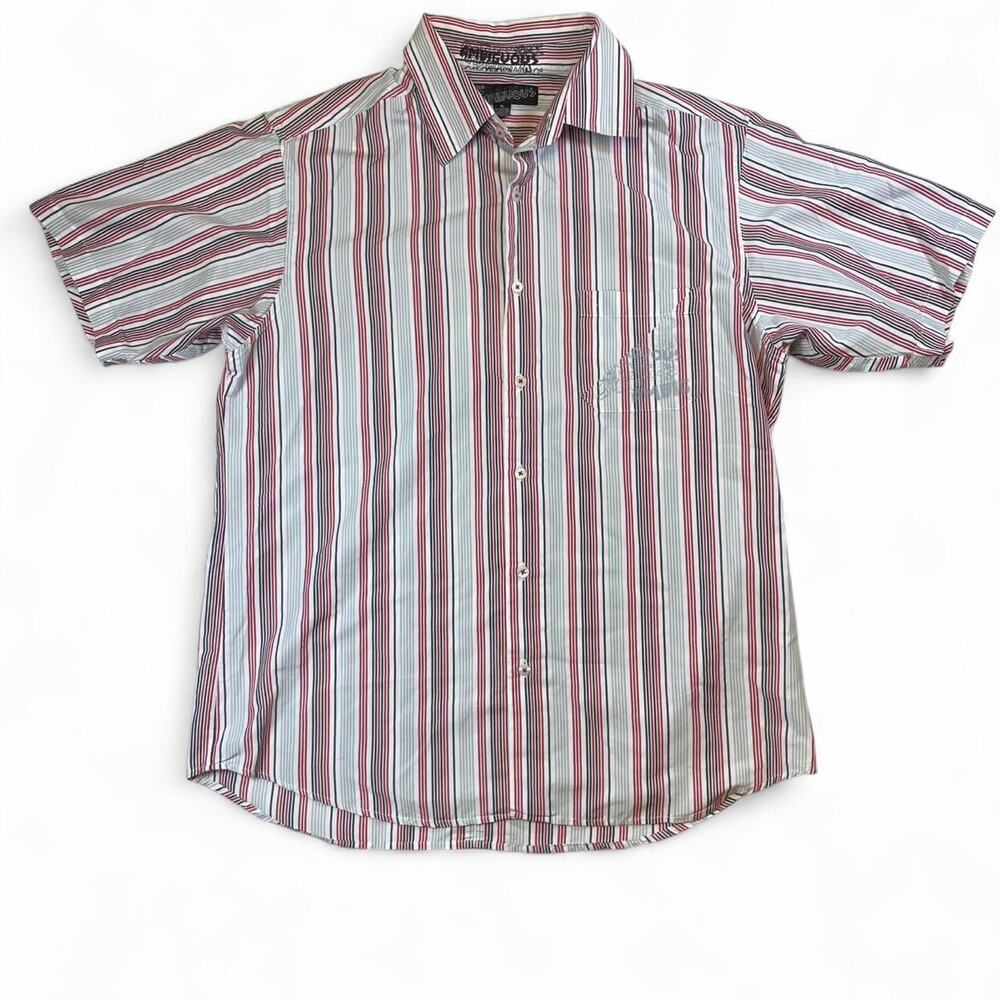 Red and white ambiguous striped